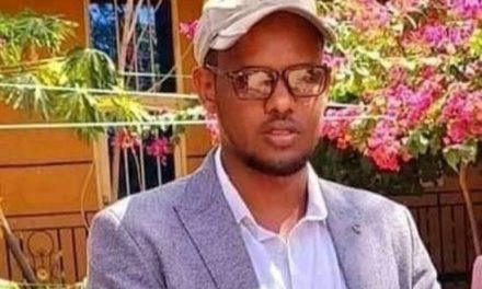 Wiil Ay Walaalo Yihiin Madaxweyne Mustafa Cagjar oo Tooray Lagu Dhawaacay